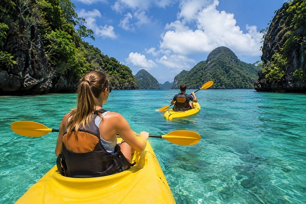 Kayaking in Tropical Waters: A Thrilling Escape into Nature�s Paradise